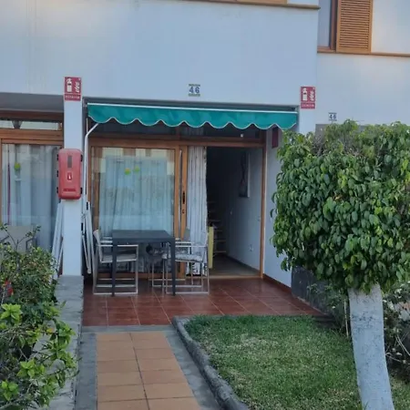 Barber Brisas Apartment *